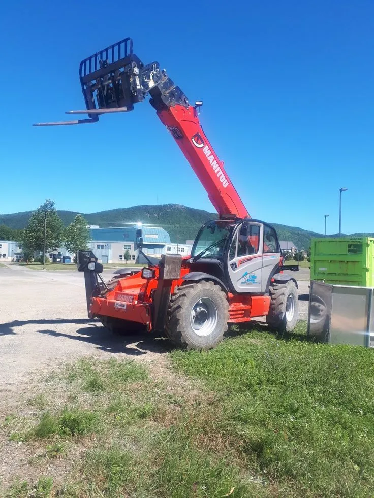 JCB 540-170 Telehandler in Dammam -  2